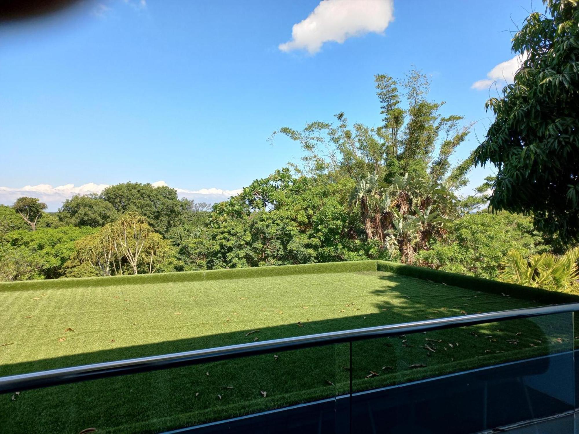 Serene-Estate Boutique Guesthouse Saint Lucia Estuary Rom bilde